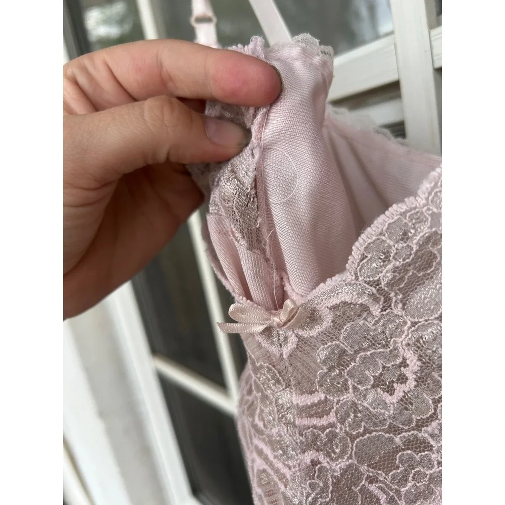 Ashley Taylor Vintage Pink Lace Trim Full Slip Dress Nylon 36 Coquette Fairycore